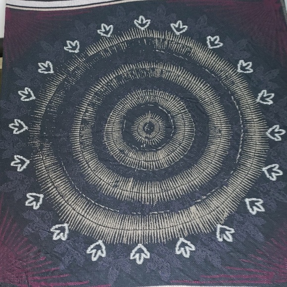 ** SOLD **  Zadig & Voltaire Blanket Scarf - Picture 4 of 6